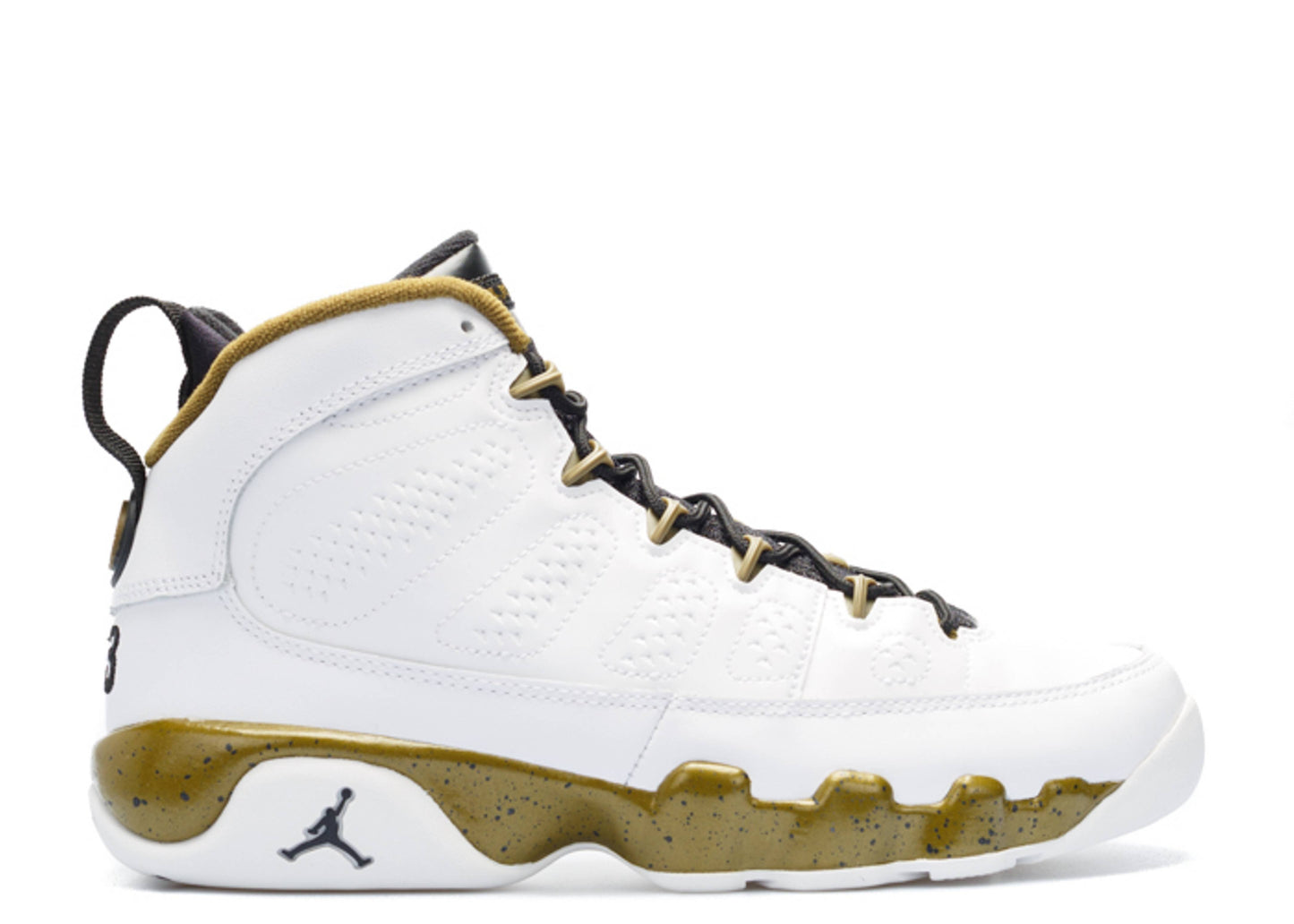 Air Jordan 9 Retro BG Statue