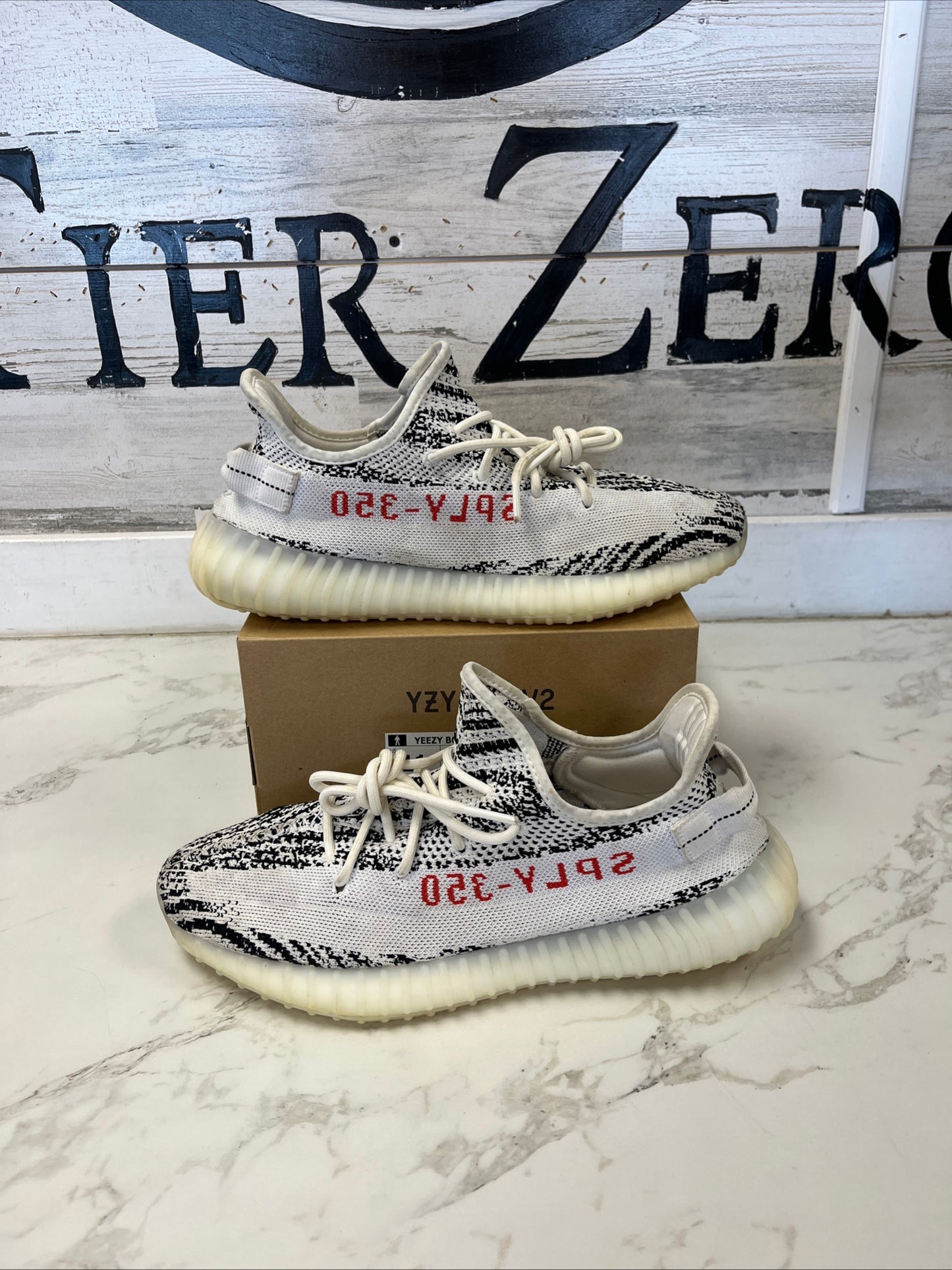 Yeezy Boost 350 V2 Zebra