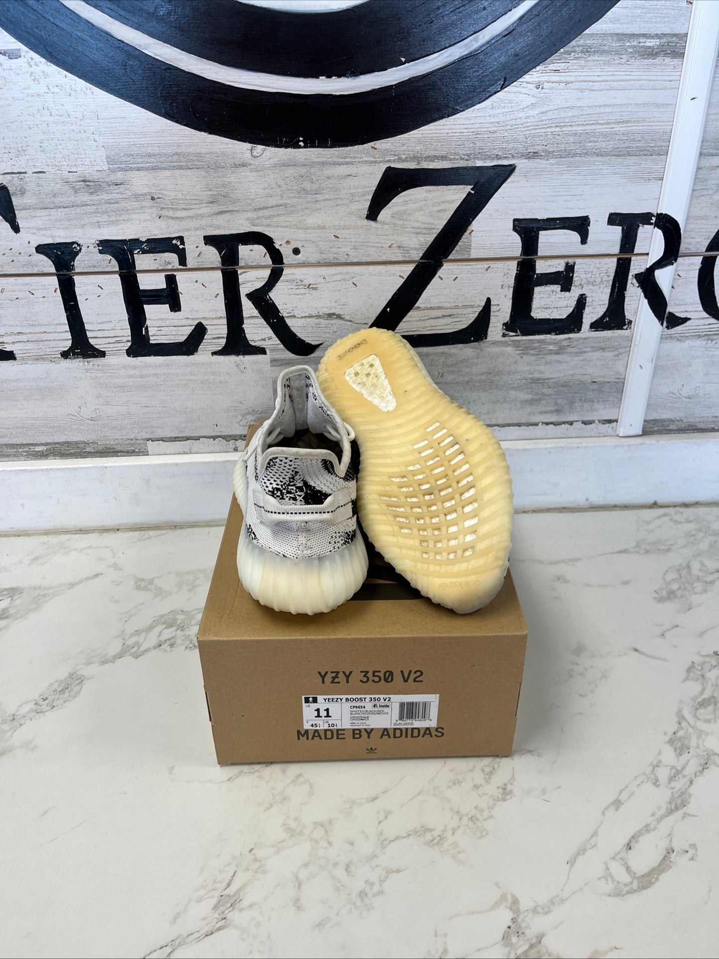 Yeezy Boost 350 V2 Zebra