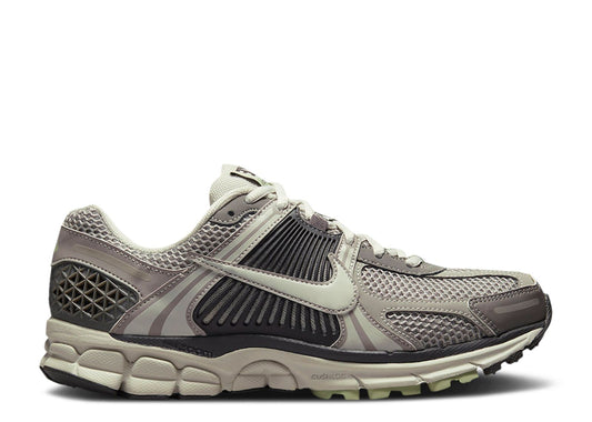 Wmns Air Zoom Vomero 5 Cobblestone