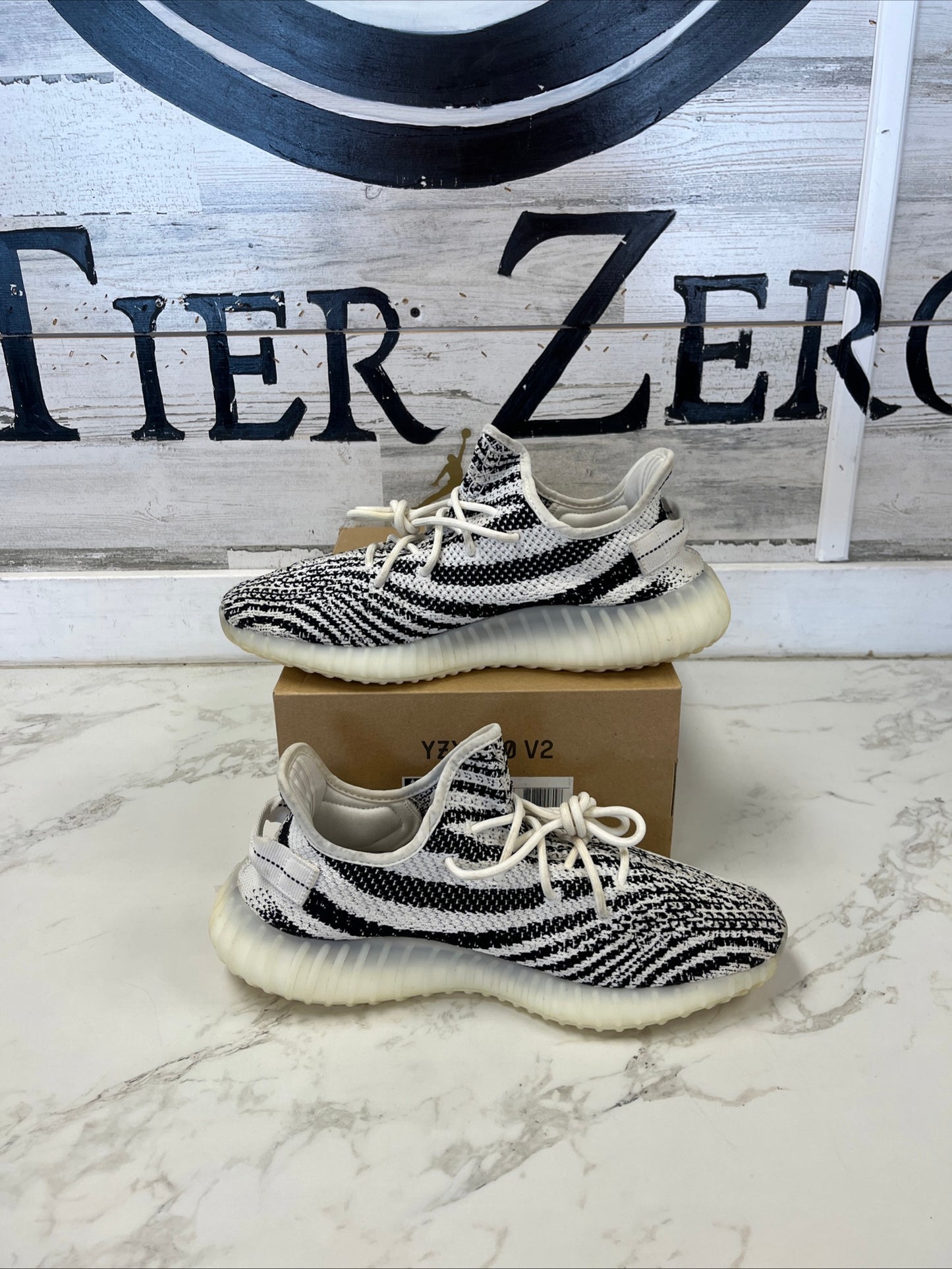 Yeezy Boost 350 V2 Zebra