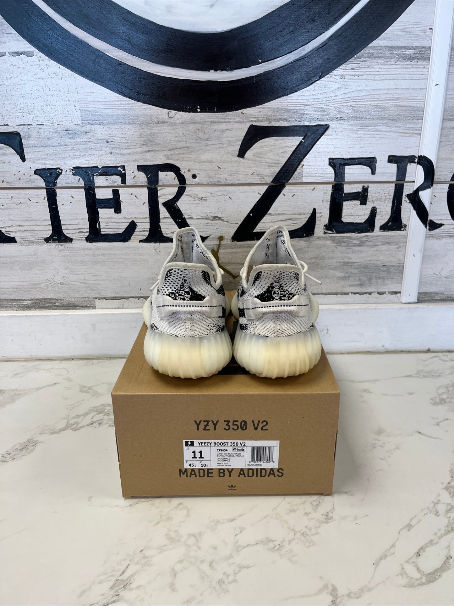 Yeezy Boost 350 V2 Zebra